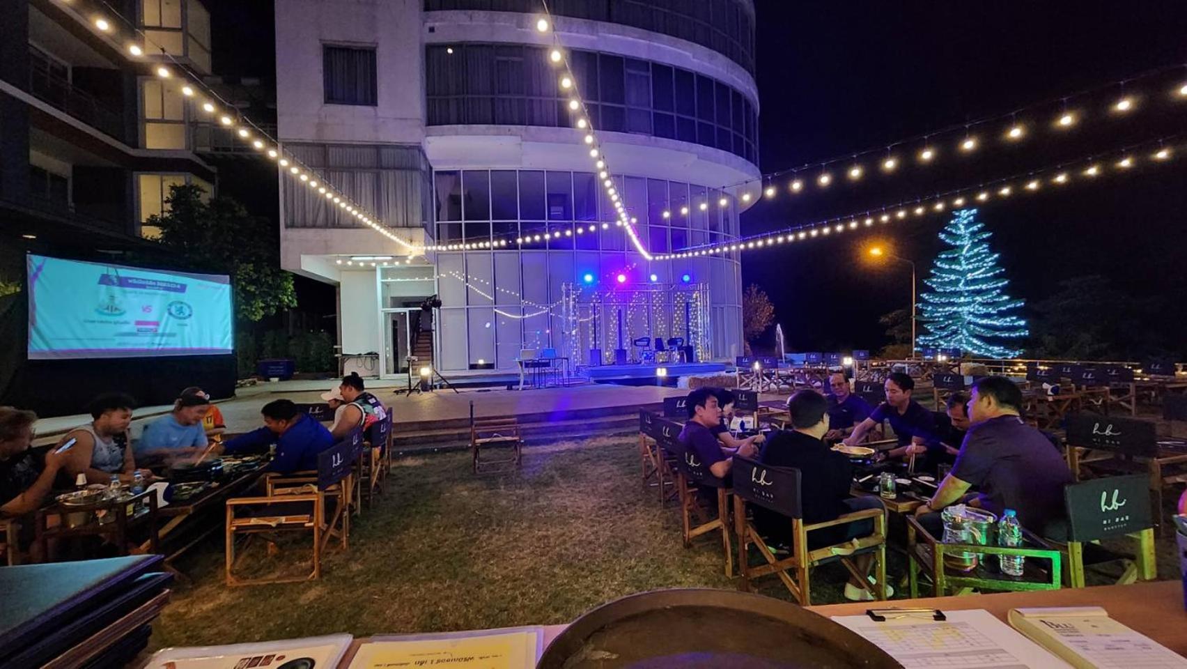 Blu Hotel Nakhon Phanom Buitenkant foto