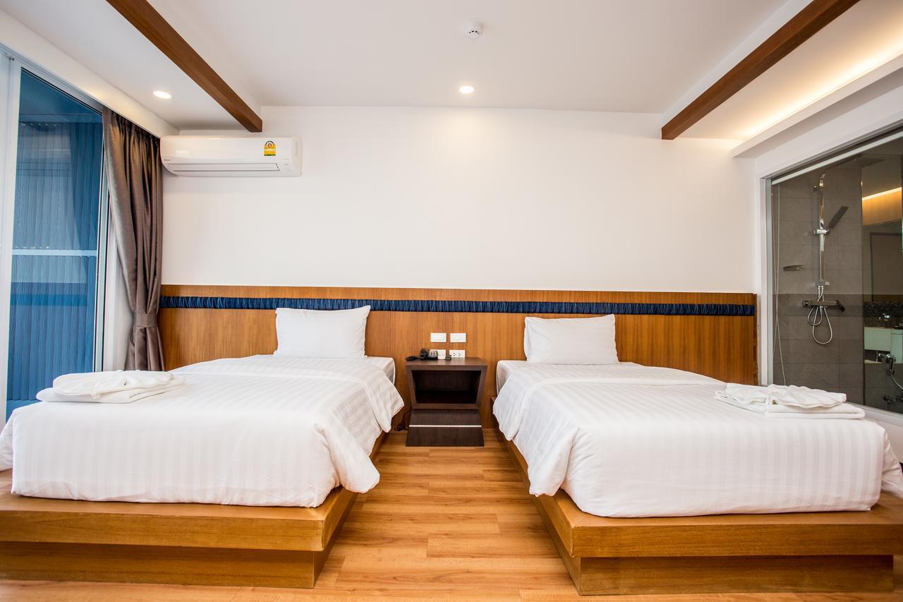 Blu Hotel Nakhon Phanom Buitenkant foto